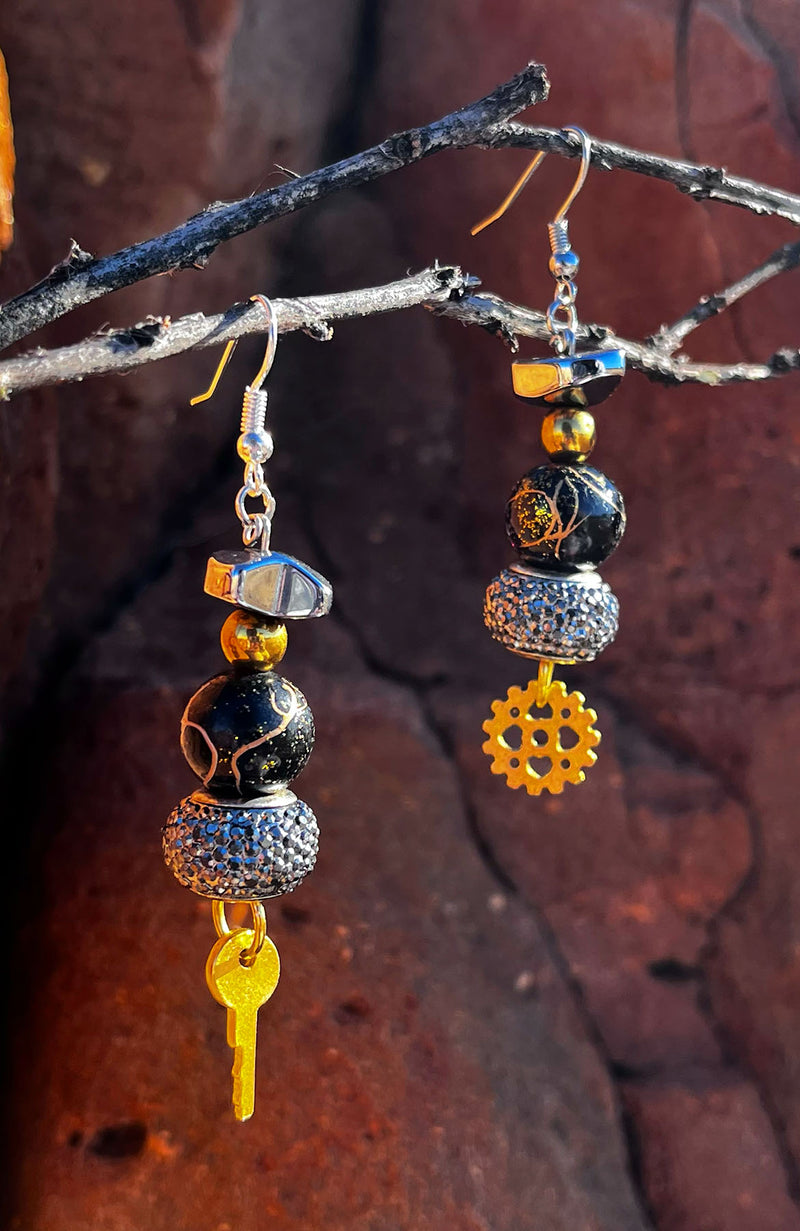 Assembly Earrings - DIMILOC